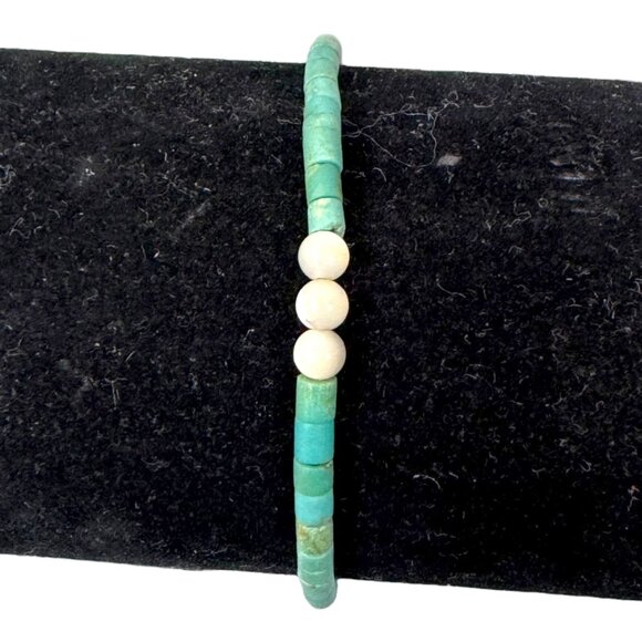 Turquoise Heishi Tube Bead Stretch Bracelet Handmade Southwest Artisan Design - Picture 3 of 6